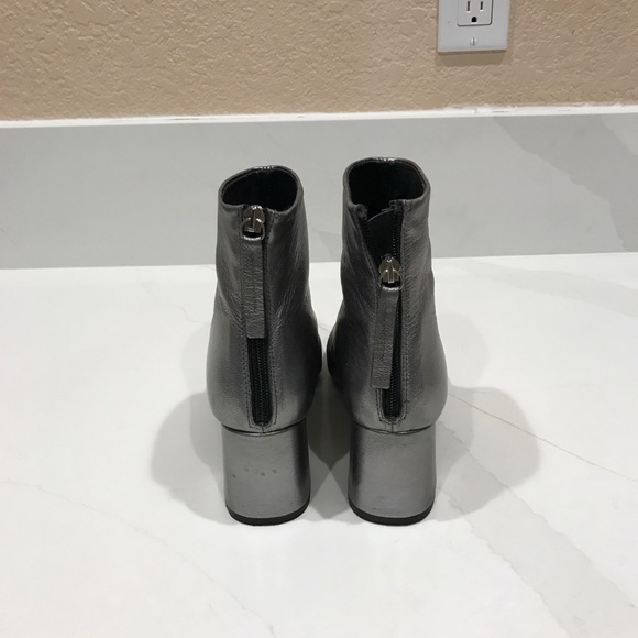 metallic leather booties - Picture 4 of 10